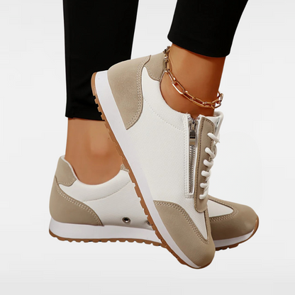 Casual high-top sneakers, white with beige panels, side zipper and ankle chain.