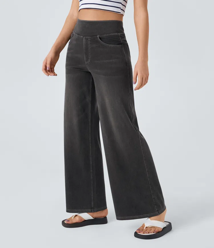 Relaxed wide-leg jeans in dark charcoal, high rise with front pockets and belt loops
