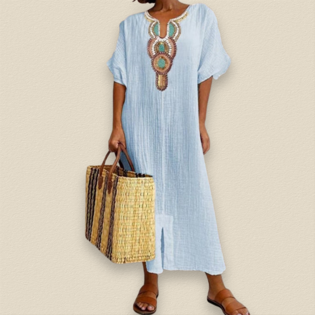 Embroidered light-blue maxi dress with keyhole neckline and short sleeves, loose fit