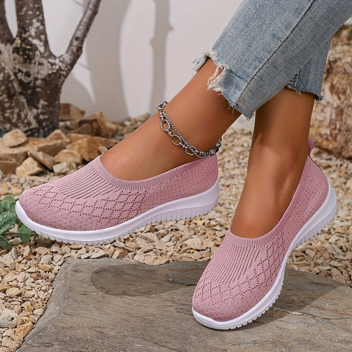 Non-slip knit slip-on shoes, dusty pink with white rubber sole