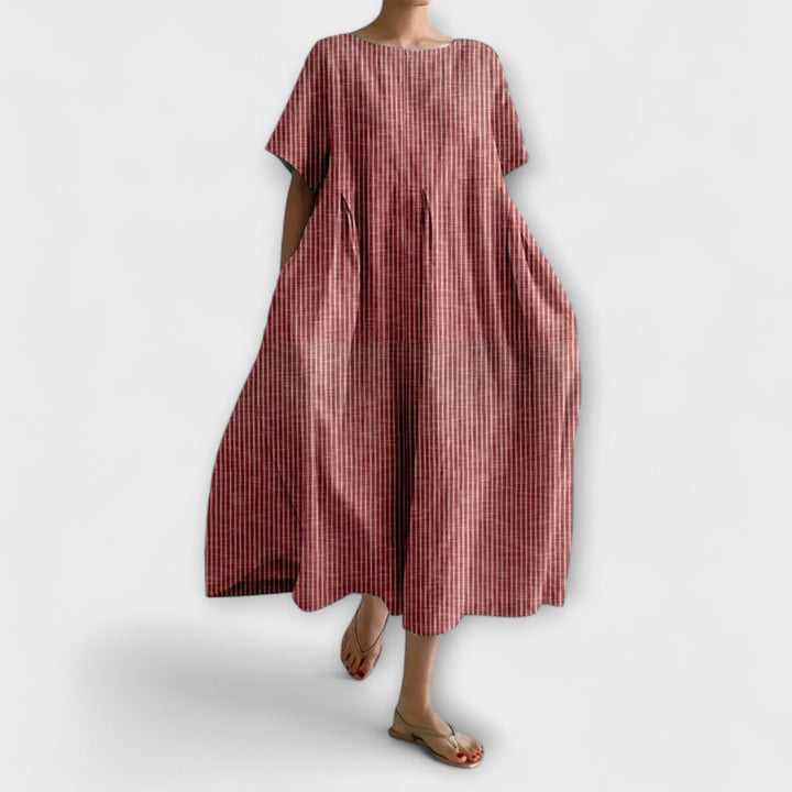 Light summer dress in red with small vertical check, round neckline, loose midi style