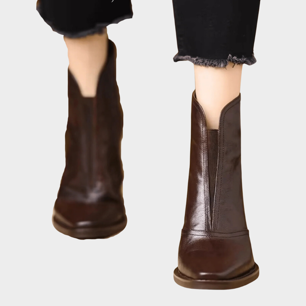 Dark brown heeled ankle boots, rear view, block heel