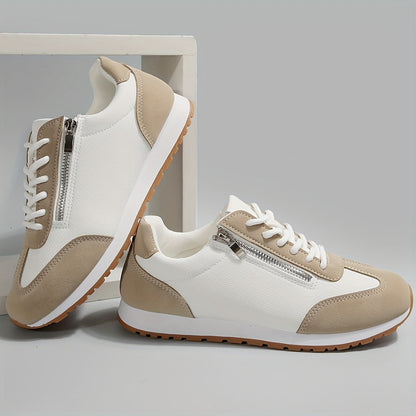 Casual low-top sneakers, white with beige panels, side zip and lace-up.