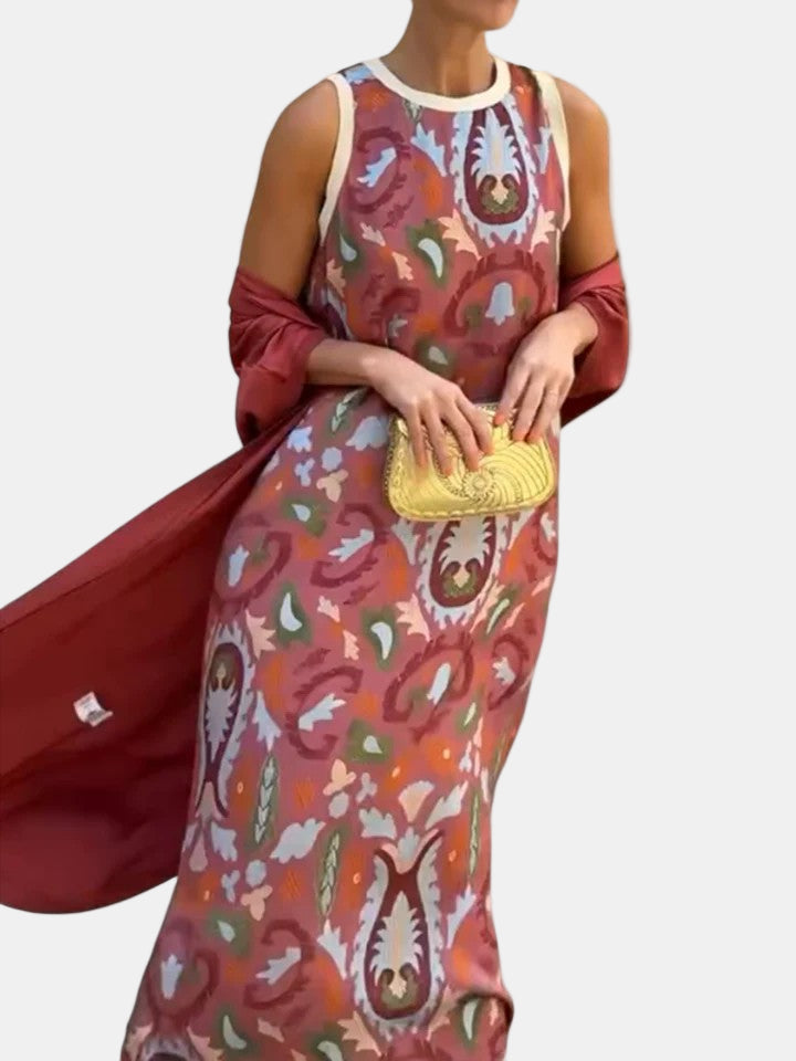 Sleeveless maxi dress in wine red with multicolor paisley print, crew neck