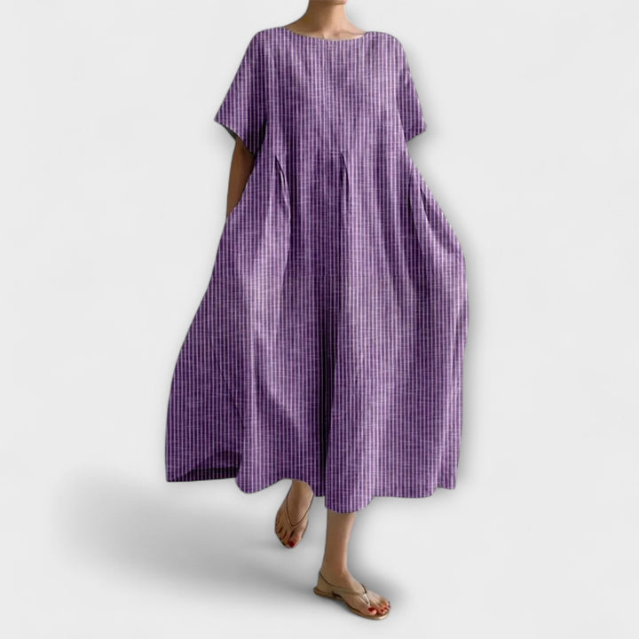 Light summer dress in purple with small vertical check, round neck, relaxed midi length