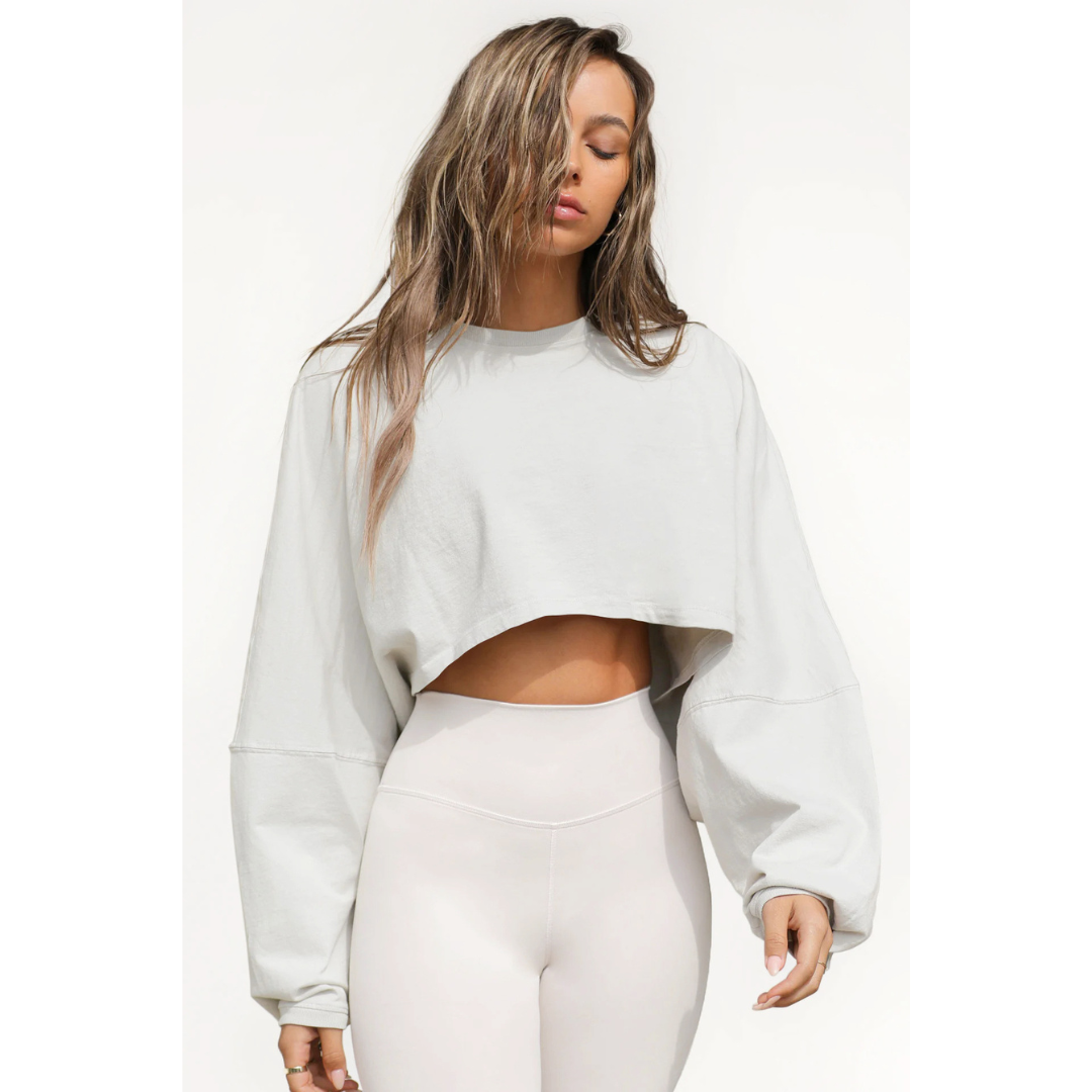 Women’s cropped pullover sweatshirt, white crew neck with long sleeves