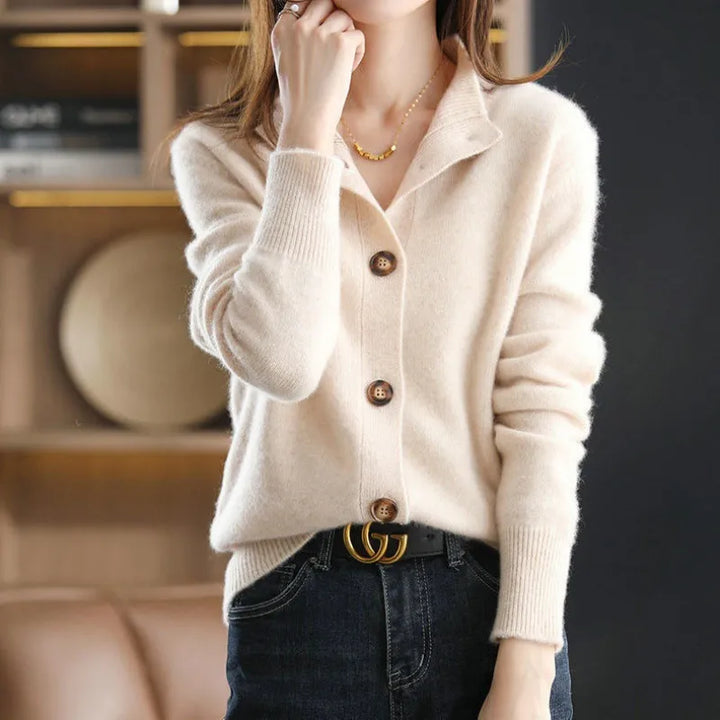 Beige buttoned knit sweater with long sleeves and round neckline