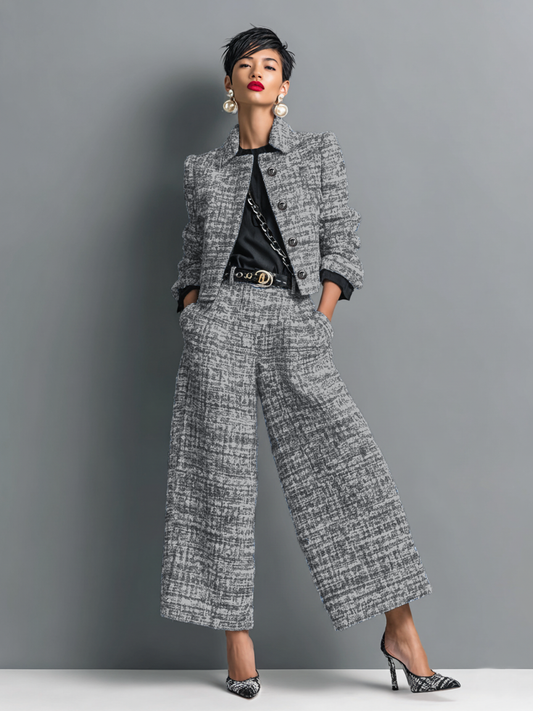 Tailored blazer and wide-leg trousers set in grey textured fabric, button-front jacket