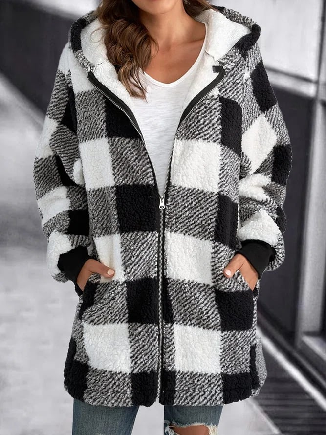 Warm oversized cardigan, grey-and-white buffalo check zip hoodie with black trim