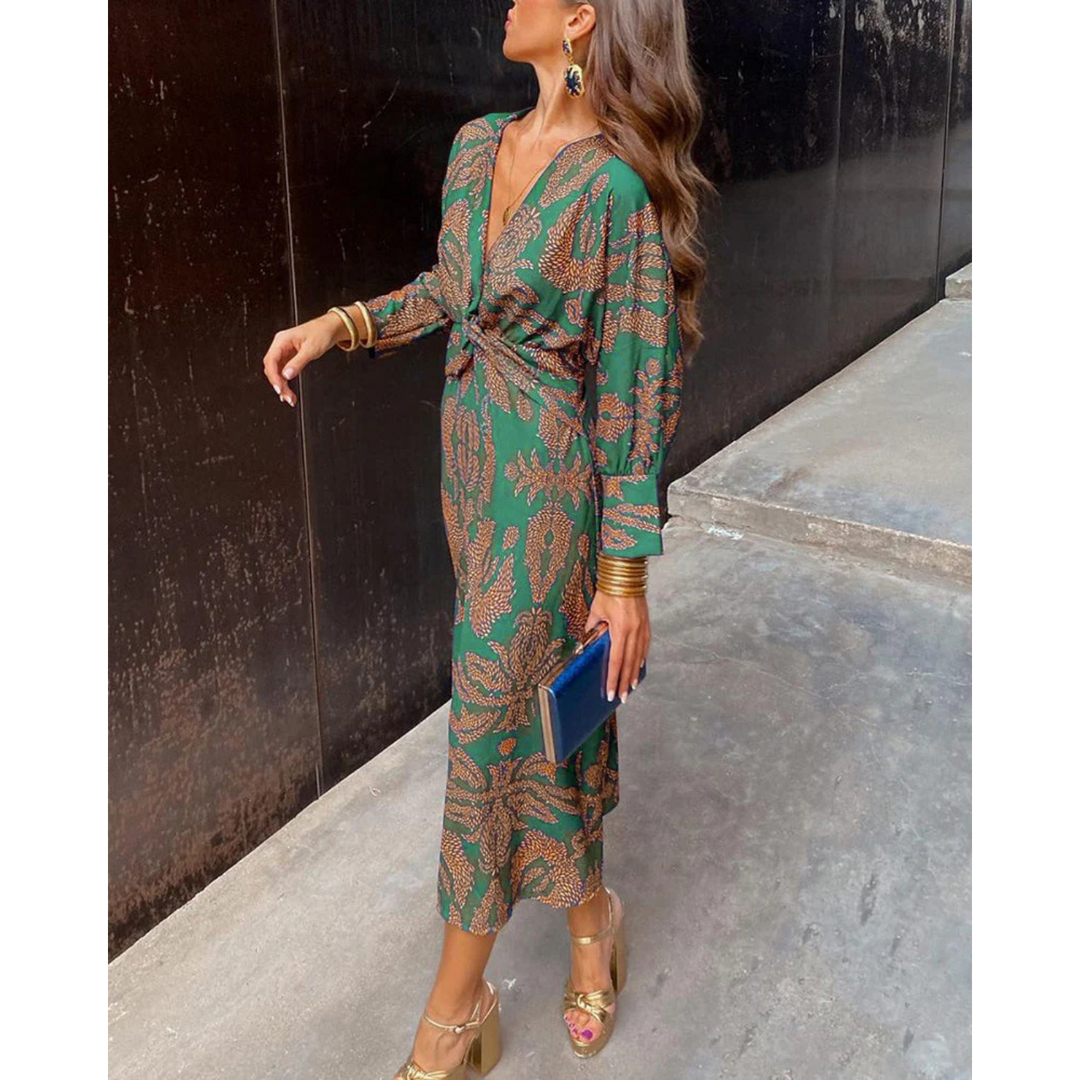 Boho elegance dress in green with gold pattern, V-neck, long sleeves, tie waist