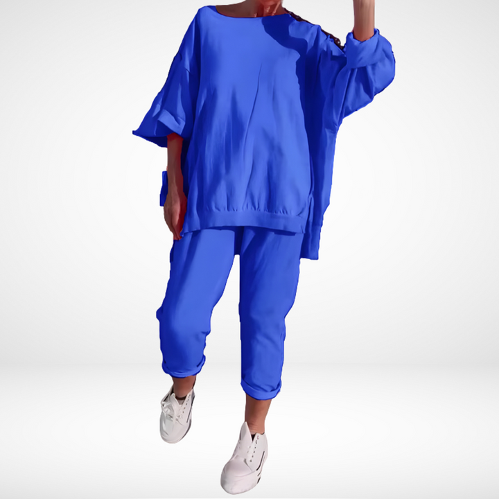 Blue lounge set: loose oversized top and cropped jogger pants with elastic cuffs