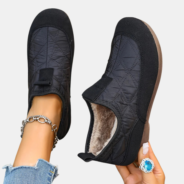 Dannah non slip boots, black quilted slip-on with fur-lined opening and sole