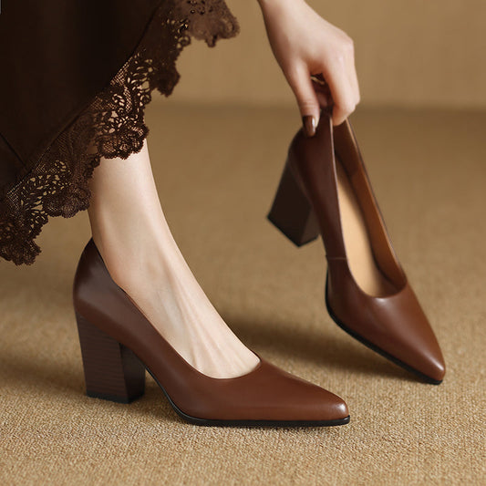 Brown leather elegant pumps with almond toe and block heel
