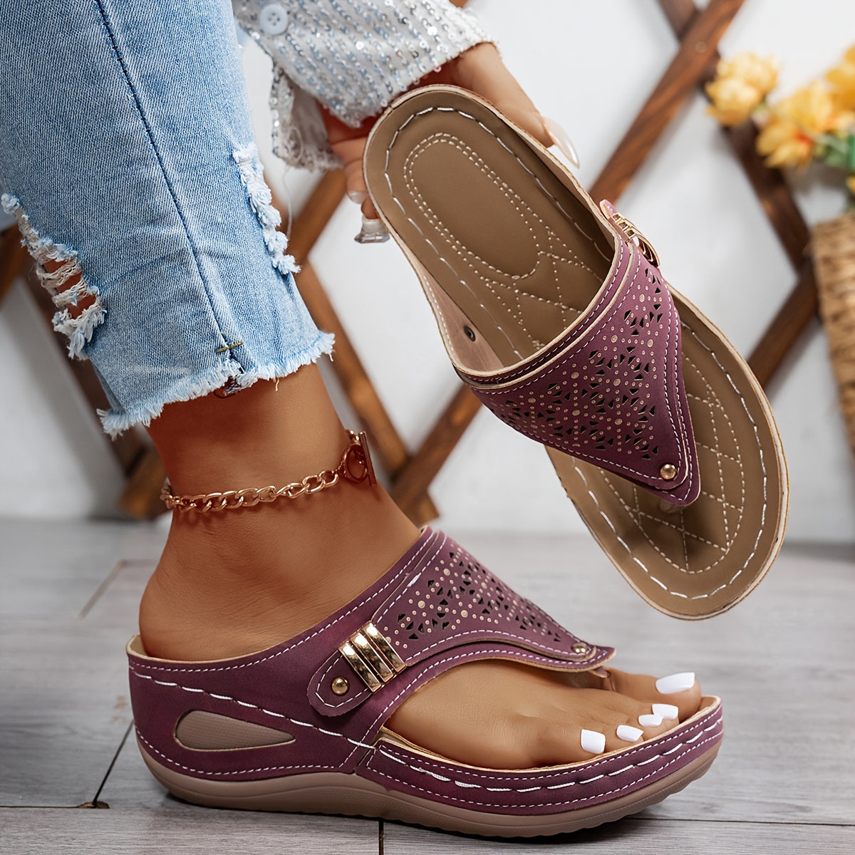 Orthopedic comfort sandals in purple, perforated upper with adjustable buckle strap and padded sole
