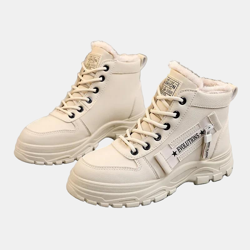 Khaki lace-up snow boots with sherpa lining and chunky rubber sole