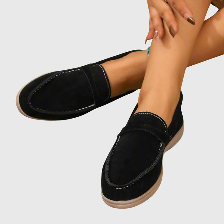 Orthopedic loafers in black suede with slip-on moc toe and cushioned sole