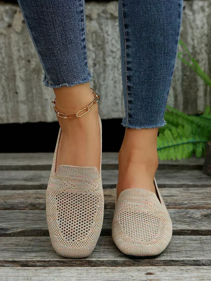 Beige knit slip-on orthopedic shoes with gold chain ankle bracelet and low heel