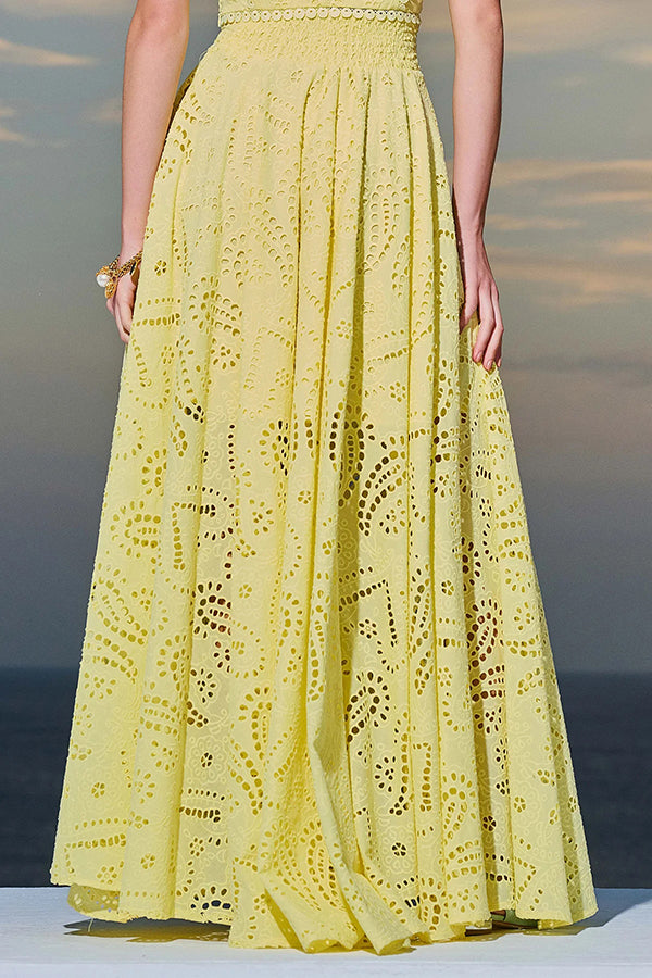 High-waist maxi skirt in yellow with scalloped eyelet embroidery and gathered seams