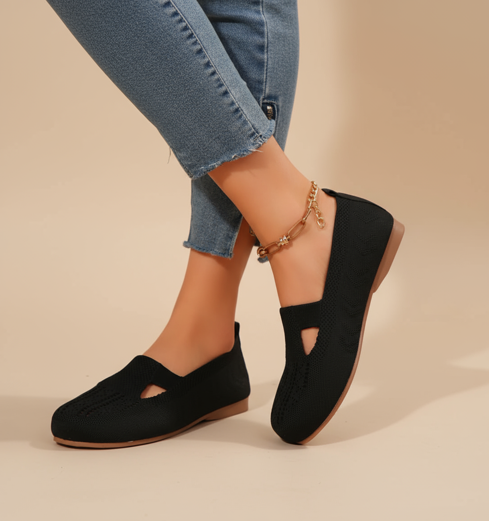 Fiona ergonomic sandals in black knit with cutout toe and ankle chain