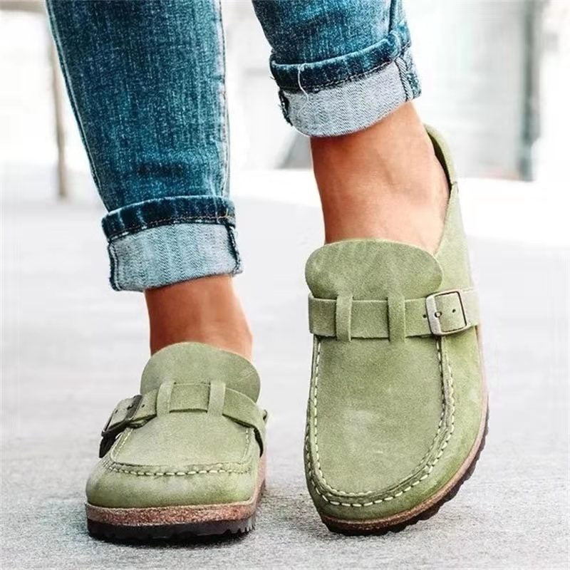 Heidi orthopedic slippers in green suede with strap and silver buckle detail
