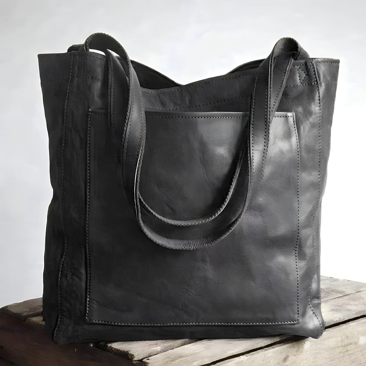 Aria™ leather tote bag, black finish, double handles, stitched square front