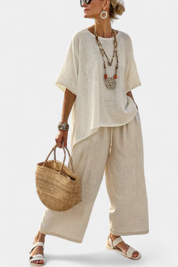 Light linen-look short-sleeve shirt with wide-leg trousers, relaxed fit