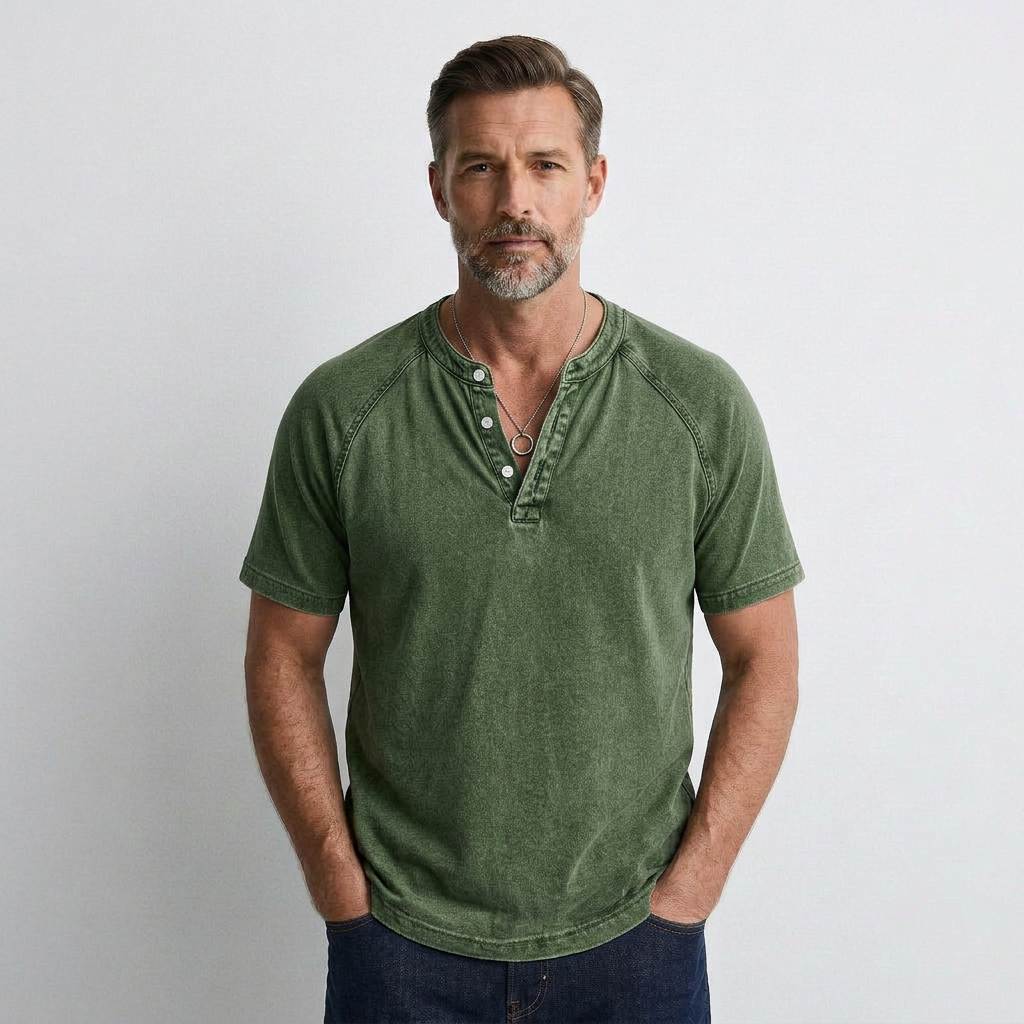 Vincent vintage henley button-up t-shirt in dark green