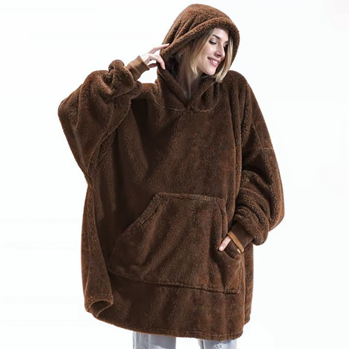 Coffee brown fleece-lined oversized hoodie with hood and front kangaroo pocket.