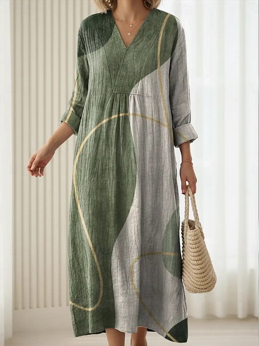Everyday Comfort Dress with V-neck and three-quarter sleeves, green and light gray panel design