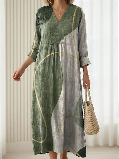 Everyday Comfort Dress with V-neck and three-quarter sleeves, green and light gray panel design